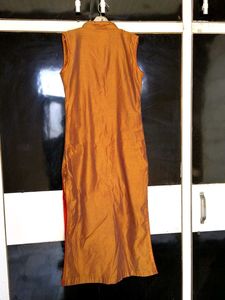 Sleeveless  Kurta set with palazzo (free 🎁gift)