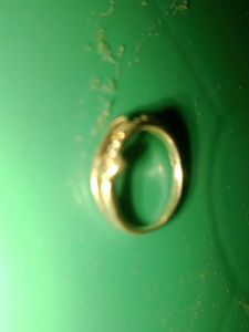 Elegant Silver Ring with Sparkle