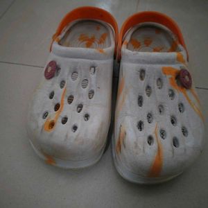Classic Clogs - Size 7