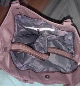 Stylish Tote Bag - Perfect Everyday Accessory