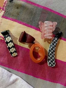 Assorted Hair Clips Set