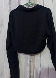 Chic Black Cropped Button-Up Shirt