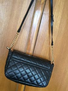 Quilted Black Crossbody Bag