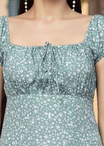 Chic Floral Print Square Neck Dress