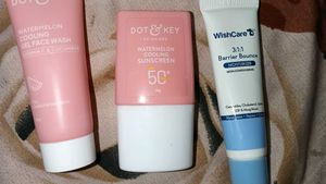 Dot & Key Skincare & WishCare Moisturizer