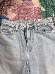 H&amp;M light blue straight jeans