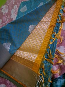 Elegent emobossed Pattu Saree