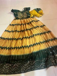 Stunning Yellow &amp; Green Lehenga Choli Set