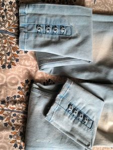 Light blue low rise Jean