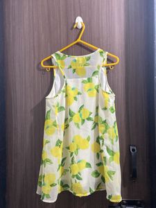 Lemon Print Sleeveless Top