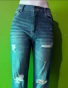 Highwaist Ripped Denim Jeans