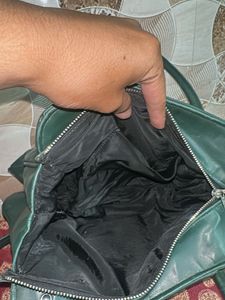 Stylish Green Leather Handbag