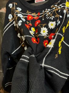 Korean trendy Floral Embroidered swater