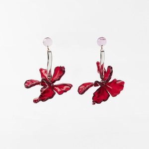 Brand New Zara Floral Earrings You Cannot Miss