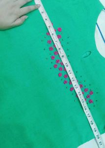 Green Kurta Set with Pink Leggings