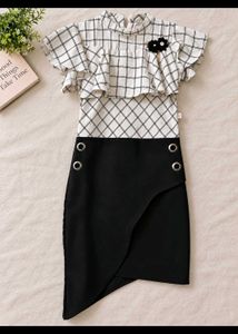 Women Stylish Black & White Geometric Dress