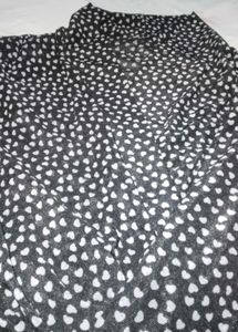 Chic Black Heart Print Top