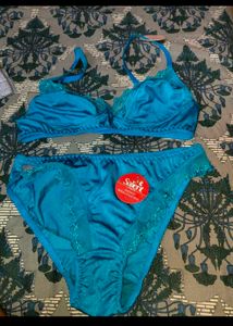 Teal Lace Bra and Panty Set