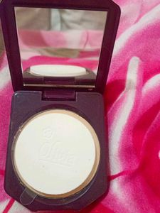 Olivia Powder Compact