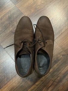 HUSH PUPPIES Brown Suede Derby Shoes