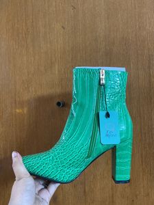Snake Textutre Green Boots Size 36/38