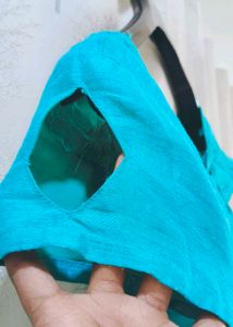 Elegant Teal Saree with Matching Blouse