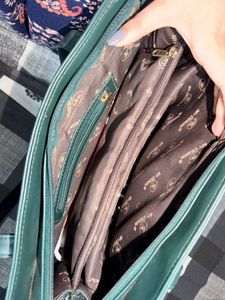 new classy green solid pu tote bag