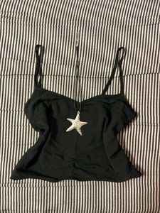 black hollister top