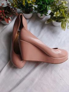 Elegant Pink Ballerina Flats