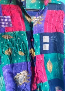 ye shirt bilkul new jaisi2-3 br use h bss (M)