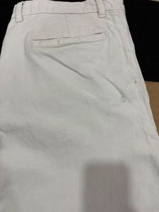 Classic Off-White Straight Leg jeans