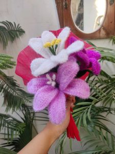 CROCHET LILY FLOWERS