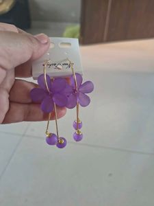 Charming Purple Flower Hoop Earrings new with tag