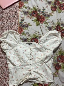 Cute Tie-Front Crop Top