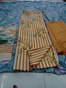 Elegant Floral Print Kurti Fabric Set