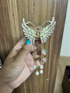 Elegant Swan Hair Claw Clip