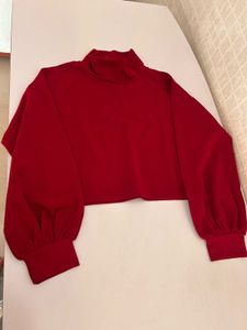 Chic Red Turtleneck Cropped Top