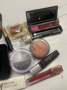 Makeup Bundle: Myglamm, Sugar, &amp; More!
