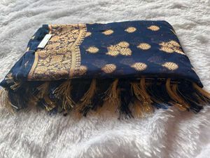 Elegant Navy Blue Banarasi Saree♥️
