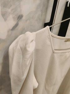 Cream Puff Sleeve Top