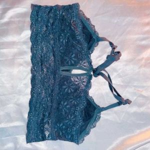 Hailys Bra