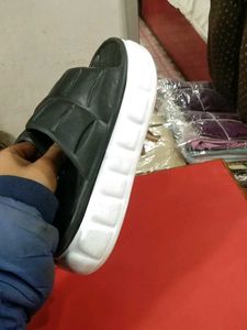Comfortable Black Slides