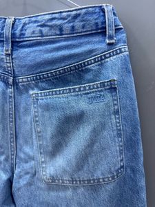 Uniqlo baggy blue jeans