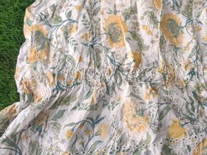 💐Floral Ruffle Top💐