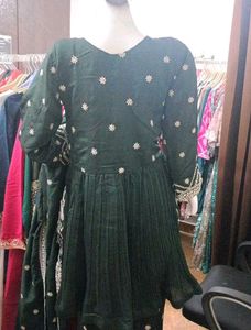 Elegant Dark Green Embroidered Kurta Set