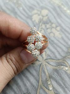 Stunning Diamond & Gold Ring