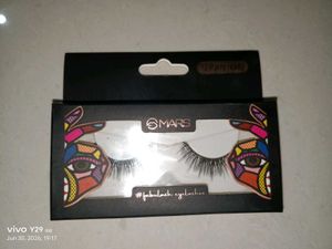 MARS EYELASHES
