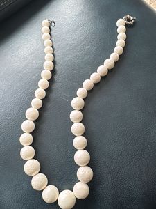 Elegant Cream Beaded Necklace