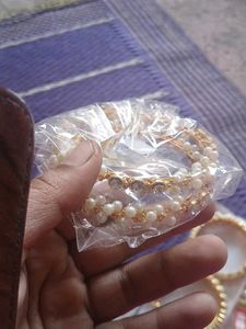 Pearl Bangle Set