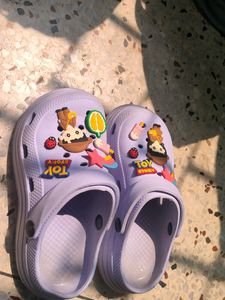 Crocs(Price Dropped 🔥🔥🔥)